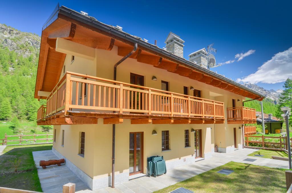 Appartamenti Residenza Anderbatt Gressoney-La-Trinite Bilik gambar