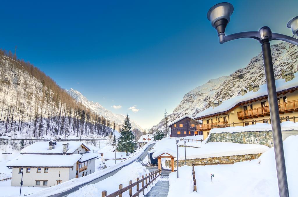 Appartamenti Residenza Anderbatt Gressoney-La-Trinite Bilik gambar