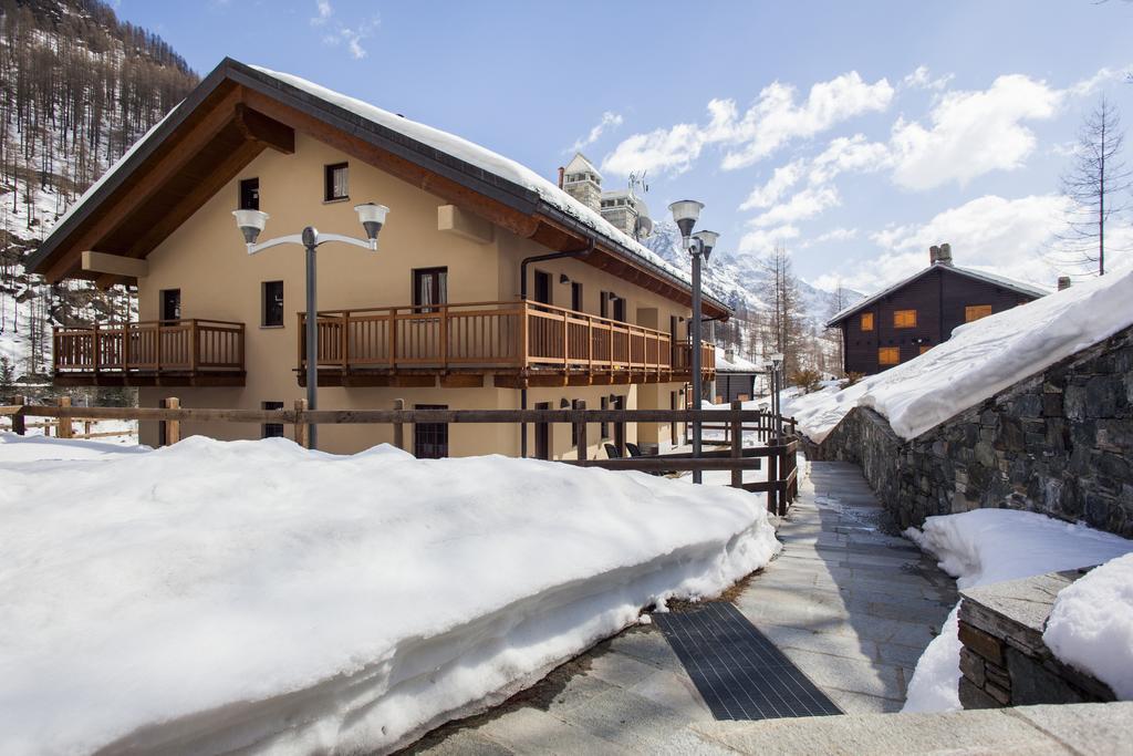Appartamenti Residenza Anderbatt Gressoney-La-Trinite Luaran gambar