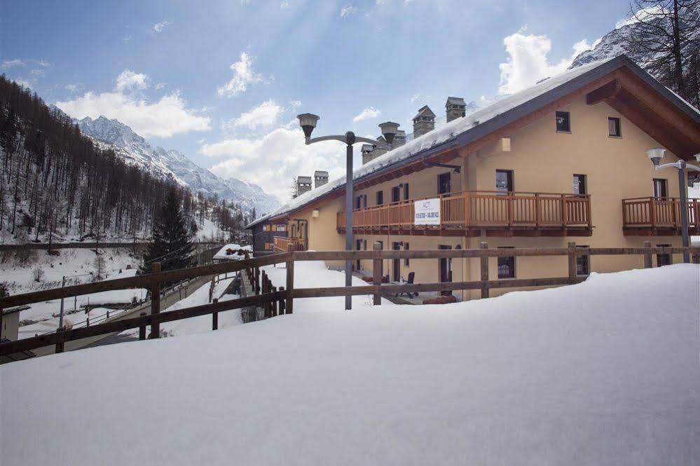 Appartamenti Residenza Anderbatt Gressoney-La-Trinite Luaran gambar